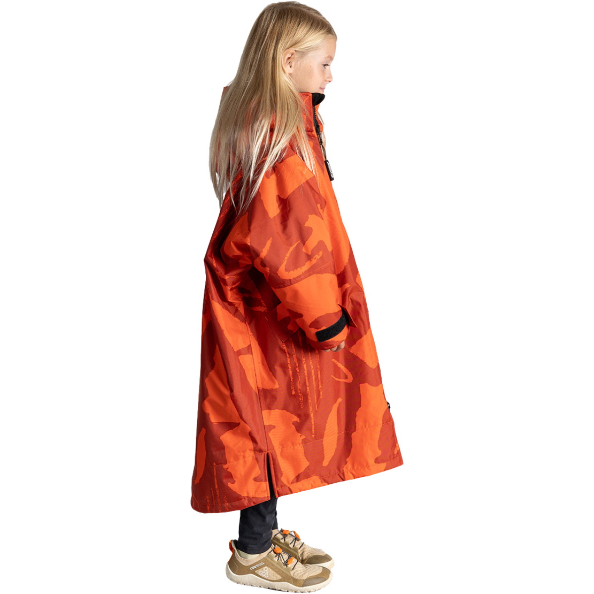 2026 Dryrobe Advance Junior Long Sleeve Changing Robe V3KSLSDA - Mosaic Palm